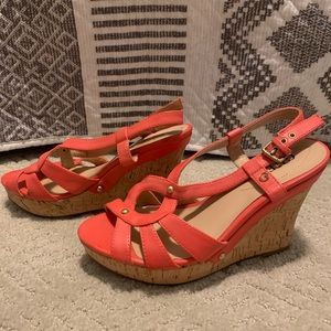 Coral pink guess shoes size 6